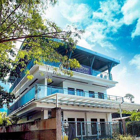 Caspian Beach Resort Alappuzha Екстер'єр фото